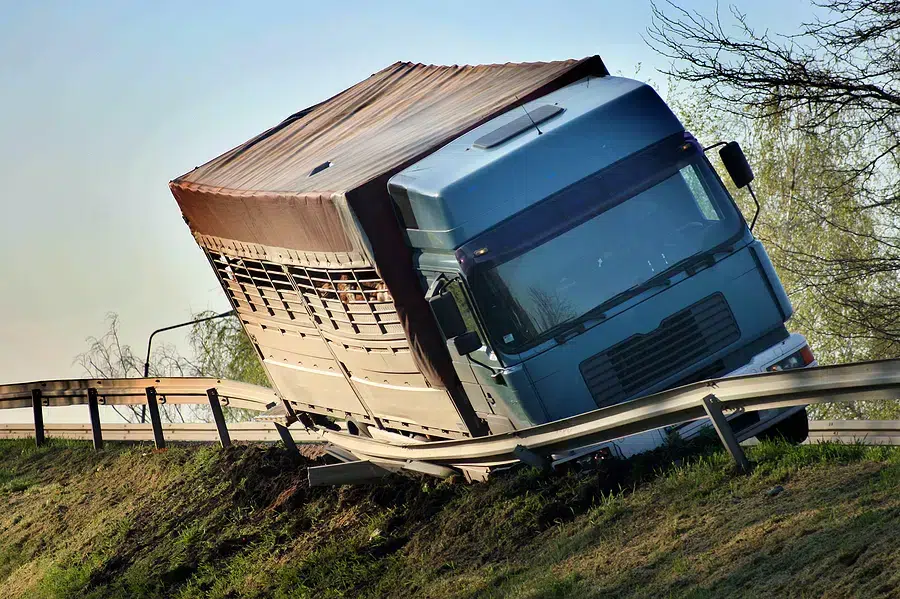 bigstock-Truck-accident-44608768